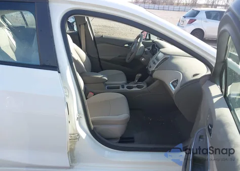 2017 Chevrolet Cruze Ls Auto z USA, uszkodzony, nr VIN 1G1BC5SM1H7257628